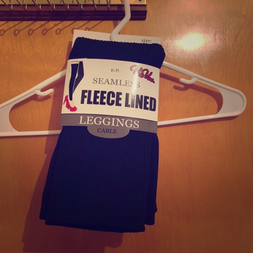 (1) pair of leggings.